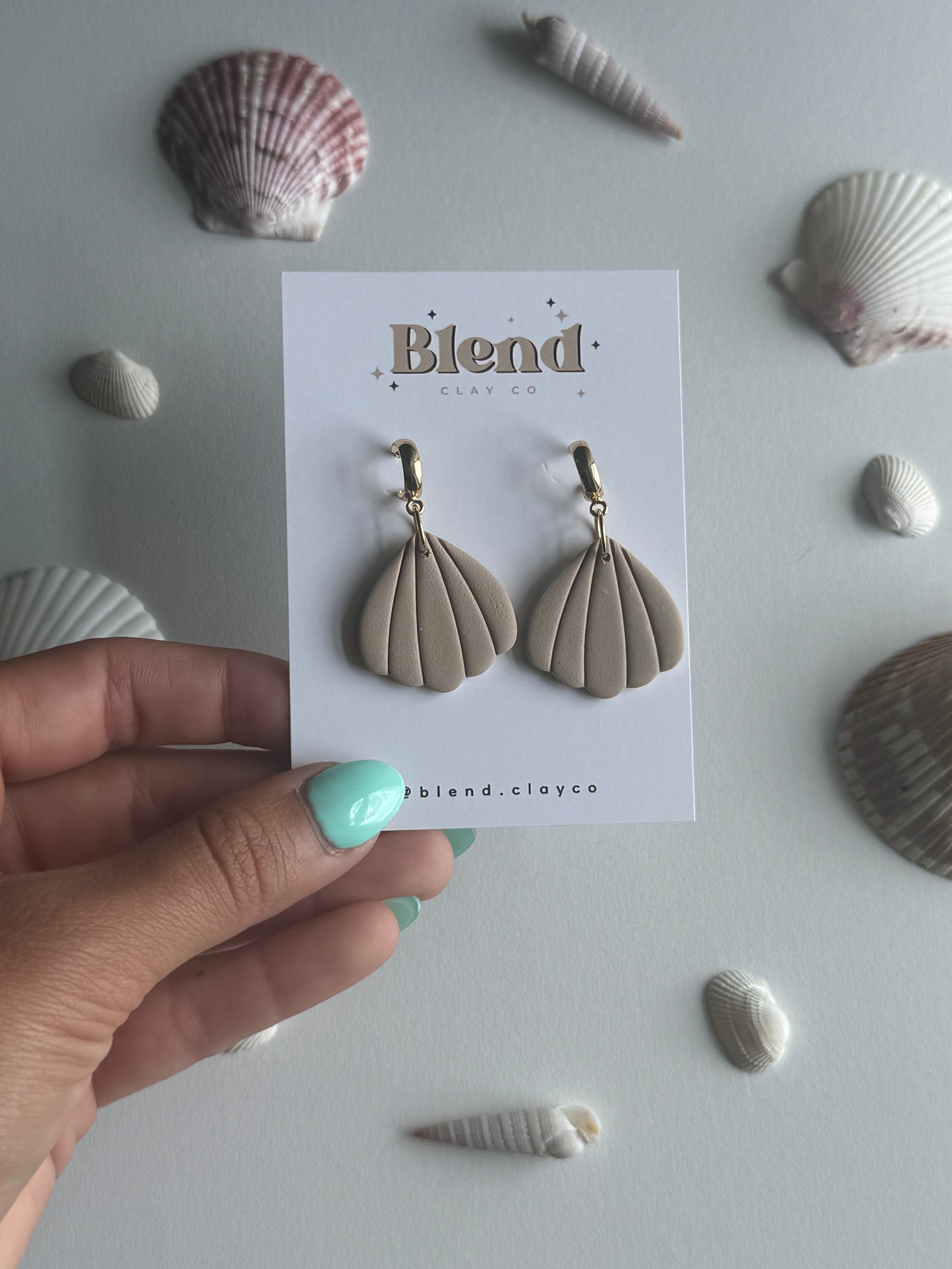 Shell Dangle